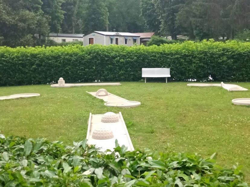 Mobil-Home Au Parc Des Roches Saint-Chéron Esterno foto